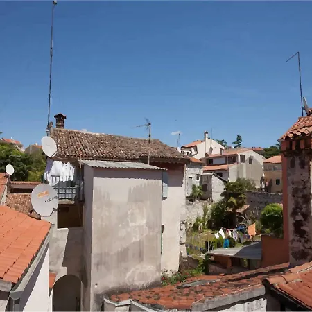 Apartment Carera